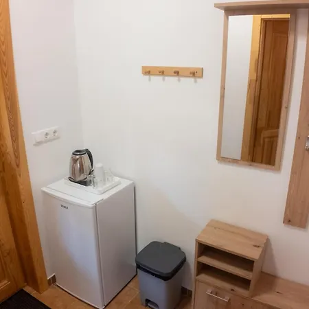 Bak Vendéglő Auberge de jeunesse *