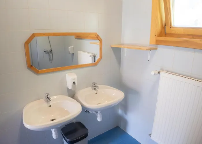 Bak Vendeglo Fahazak Hostel Gyulakeszi